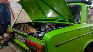 Газовые упоры крышки багажника на ваз 2106 (классику)