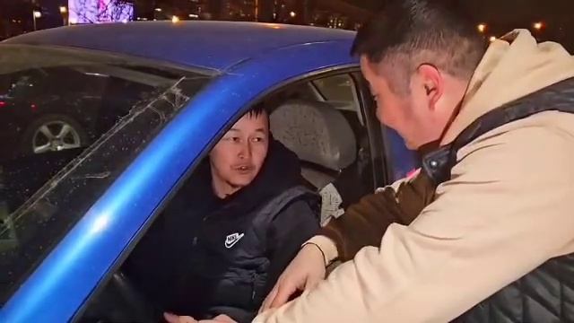 🤬😡 Шок!!! МОСКВАДА Дагы урду ТАКСИ айдоочусуну😔😪..... смотреть онлайн