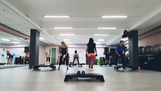 СИЛОВАЯ ТРЕНИРОВКА ЦЕЛОЕ ЗАНЯТИЕ / SUPER STRONG / ГРУППОВАЯ ТРЕНИРОВКА 22.07.2022 смотреть онлайн