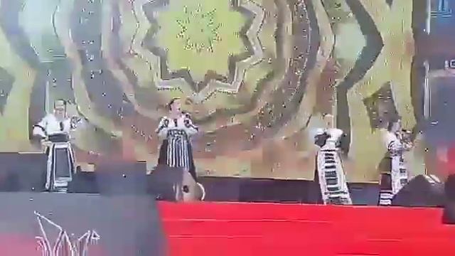 Не в Лабутенах...ах!) смотреть онлайн