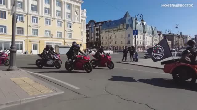 Владивосток,Закрытие байкерского сезона 2023 (второй фрагмент). смотреть онлайн