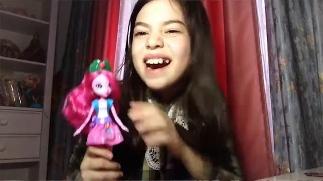 Equestria Girls Karaoke Contest смотреть онлайн