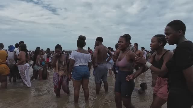 Анапа Отдыхает, Толпы отдыхающих, как в СССР. Южная Африка Дурбан. 2025.4к Видео.