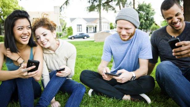 Прописаться в Интернете можно. Жить нельзя. смотреть онлайн