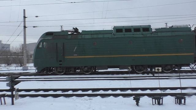 Электровоз 2ЭС4К-011 смотреть онлайн