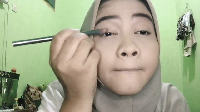 MAKEUP LOOK SERBA GUNA dari Kondangan sampai Tunangan смотреть онлайн