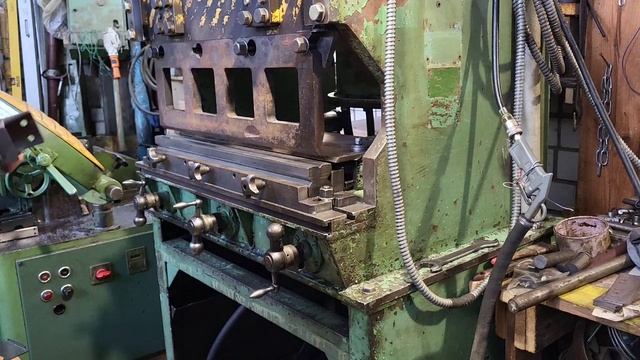 Табакорезка "Добрая". Один день из жизни мастерской ч.3. смотреть онлайн