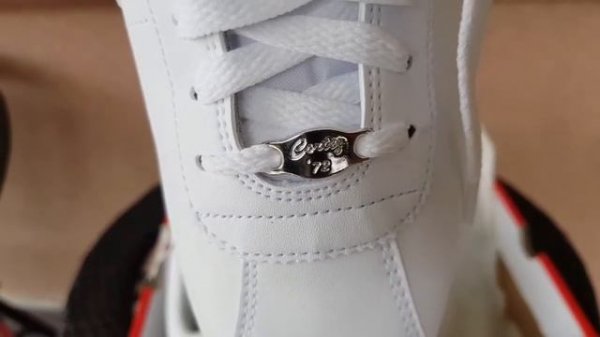 Unboxing Nike Cortez Classic