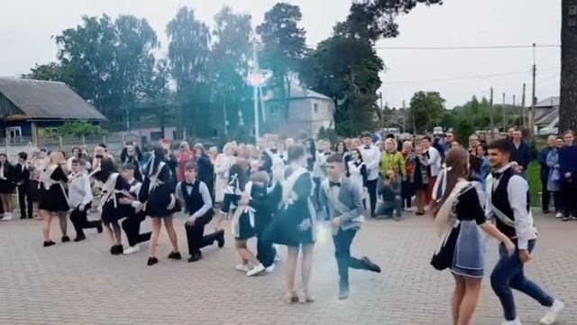 посдений звонок 2022 смотреть онлайн