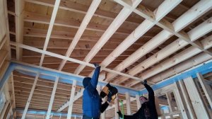 Перекрестное утепление чердачного перекрытия.