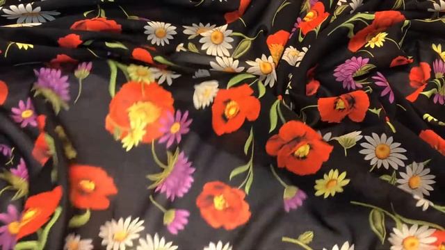 ф5976 Dolce & Gabbana. Черный шифон с маками и ромашками (100% шелк). Италия. смотреть онлайн