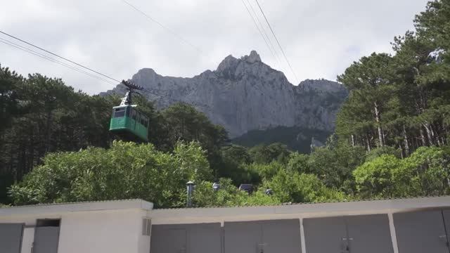 Поднимаемся на гору Ай Петри, Ялта, Крым смотреть онлайн