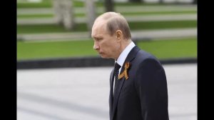А память священна, как отблеск высокого огня, прощенья потом проси не у... меня …