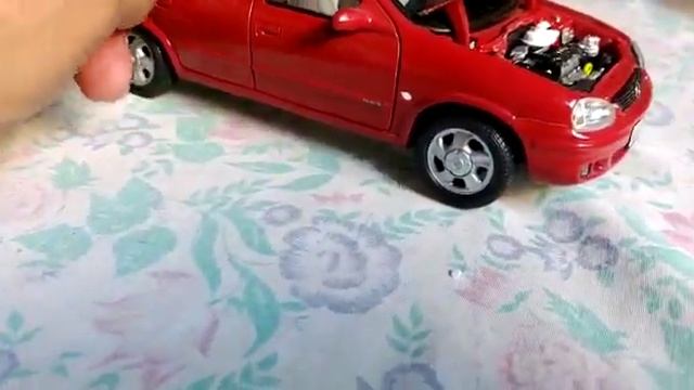 Miniatura Corsa Sedan GLS escala 1/18 смотреть онлайн