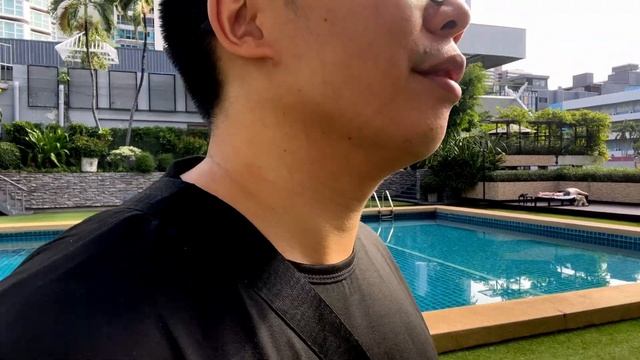 Cheaper than Condo | Hotel *WORLD CLASS FACILITIES* | Thailand Bangkok Vlog смотреть онлайн