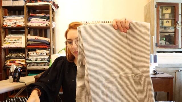 Capsule Wardrobe Plans | Red | Black | Denim | Fabric and Pattern Pairing смотреть онлайн