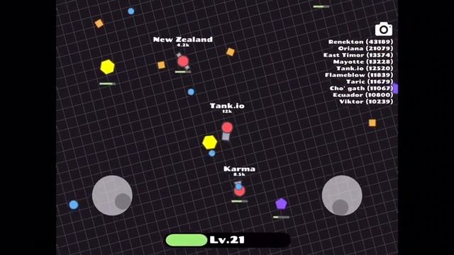 Играем в игру Tank.io смотреть онлайн