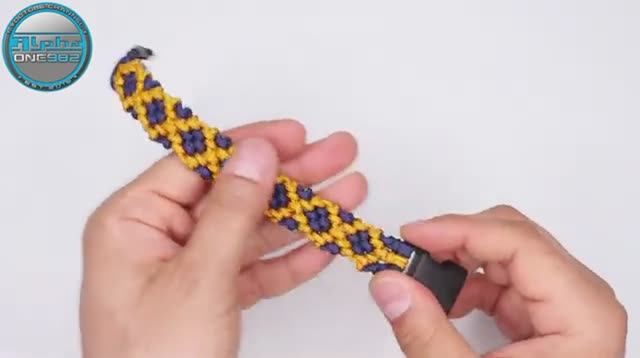 How To Make A Friendship Diamonds Macrame Bracelet Paracord Type I(360P)