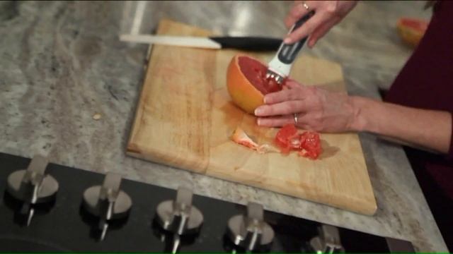 Does It Work: The Zyliss Twist & Scoop Grapefruit Tool смотреть онлайн