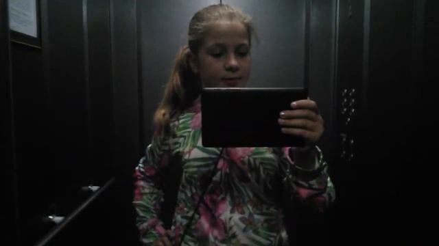 VLOG: Миргородкурорт)Гуляю! Черепашка, павлины, лебеди. смотреть онлайн