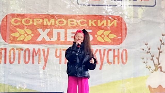 Танцуют все!❤️Моя любимая песня 