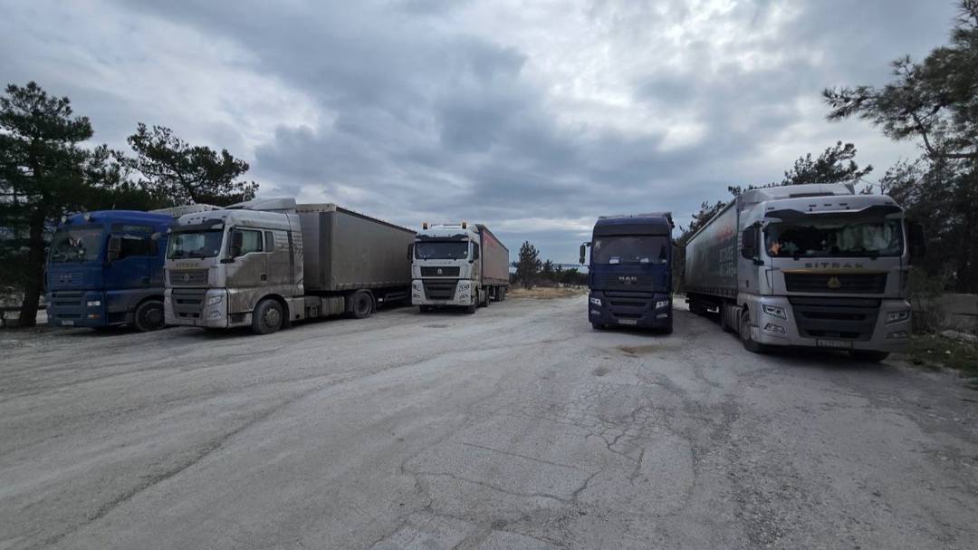 Все в сборе! Пятёрочка выручает) Едем в Улан хол! смотреть онлайн