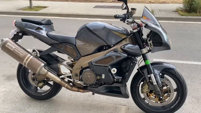 Aprilia RSV Tuono Mille 1000