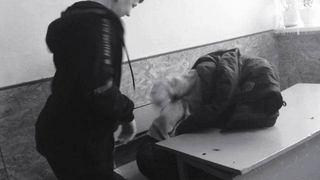 Прошу не избивайте засранцю смотреть онлайн