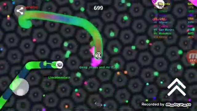 играем в плагиат "slither io " crawi io смотреть онлайн