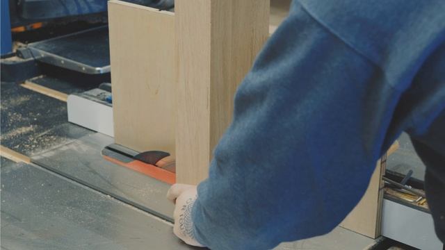 Building My First Hand Tool Woodworking Bench - White Oak, Walnut And Maple