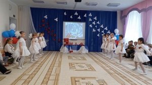 Танец "Журавли" на День Победы в детском саду "Ладушки-5", г. Тольятти 08.05.2024