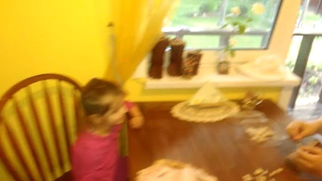 Антон и Анфиса на Даче смотреть онлайн