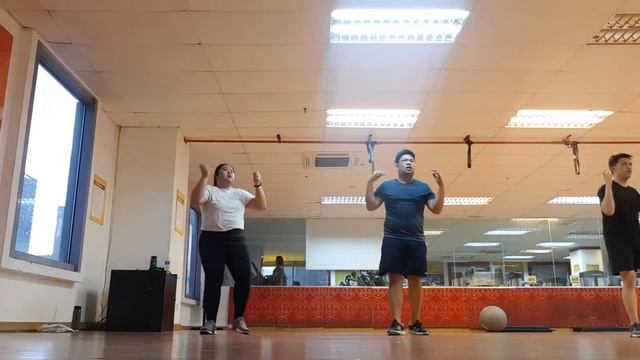 gold's gym bgc zumba смотреть онлайн