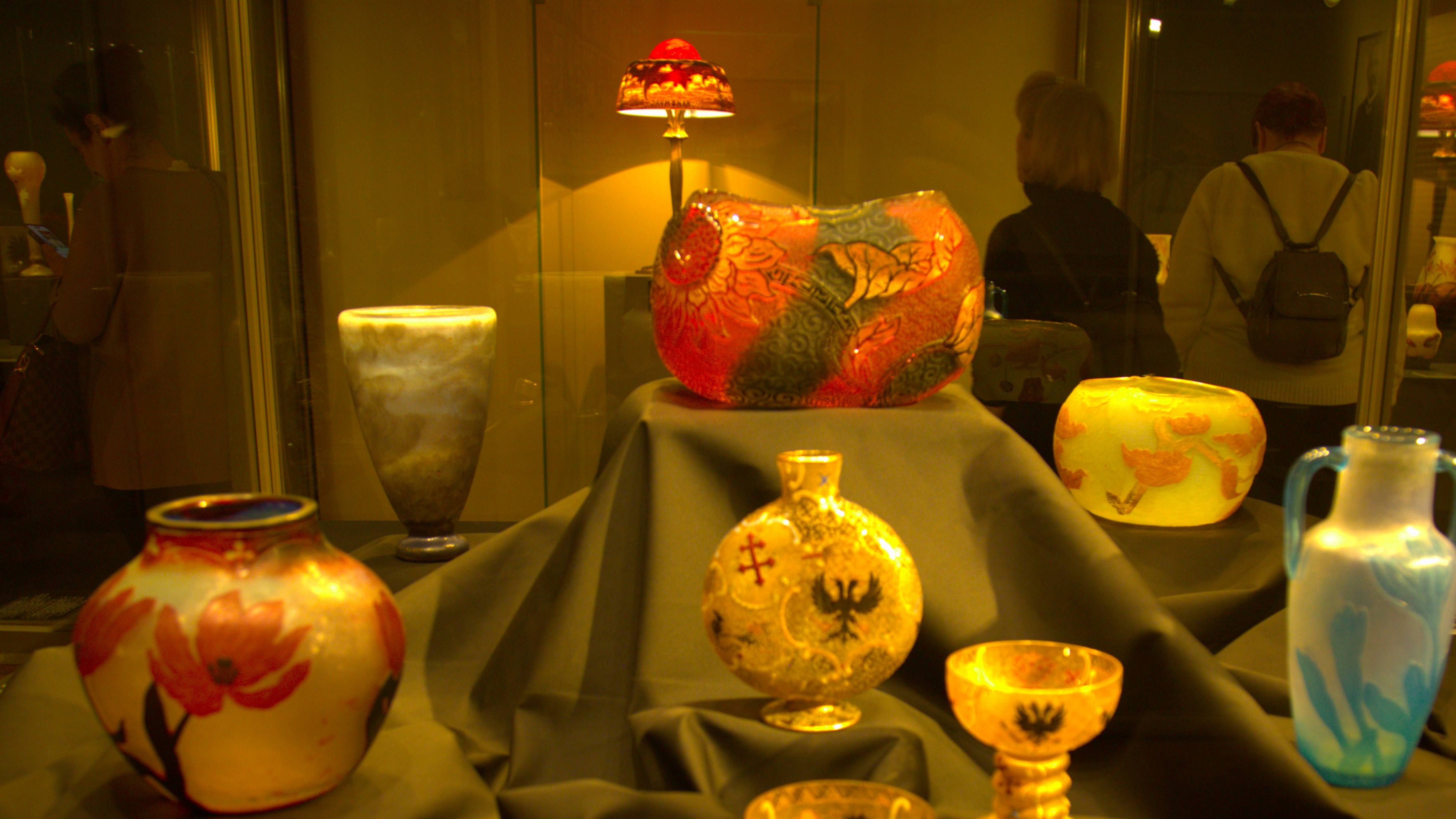 Главный штаб Санкт-Петербург Источник красоты Эмиль Галле часть 3 смотреть онлайн