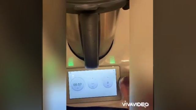 Thermomix TM6 - Orange and Carrot Juice смотреть онлайн