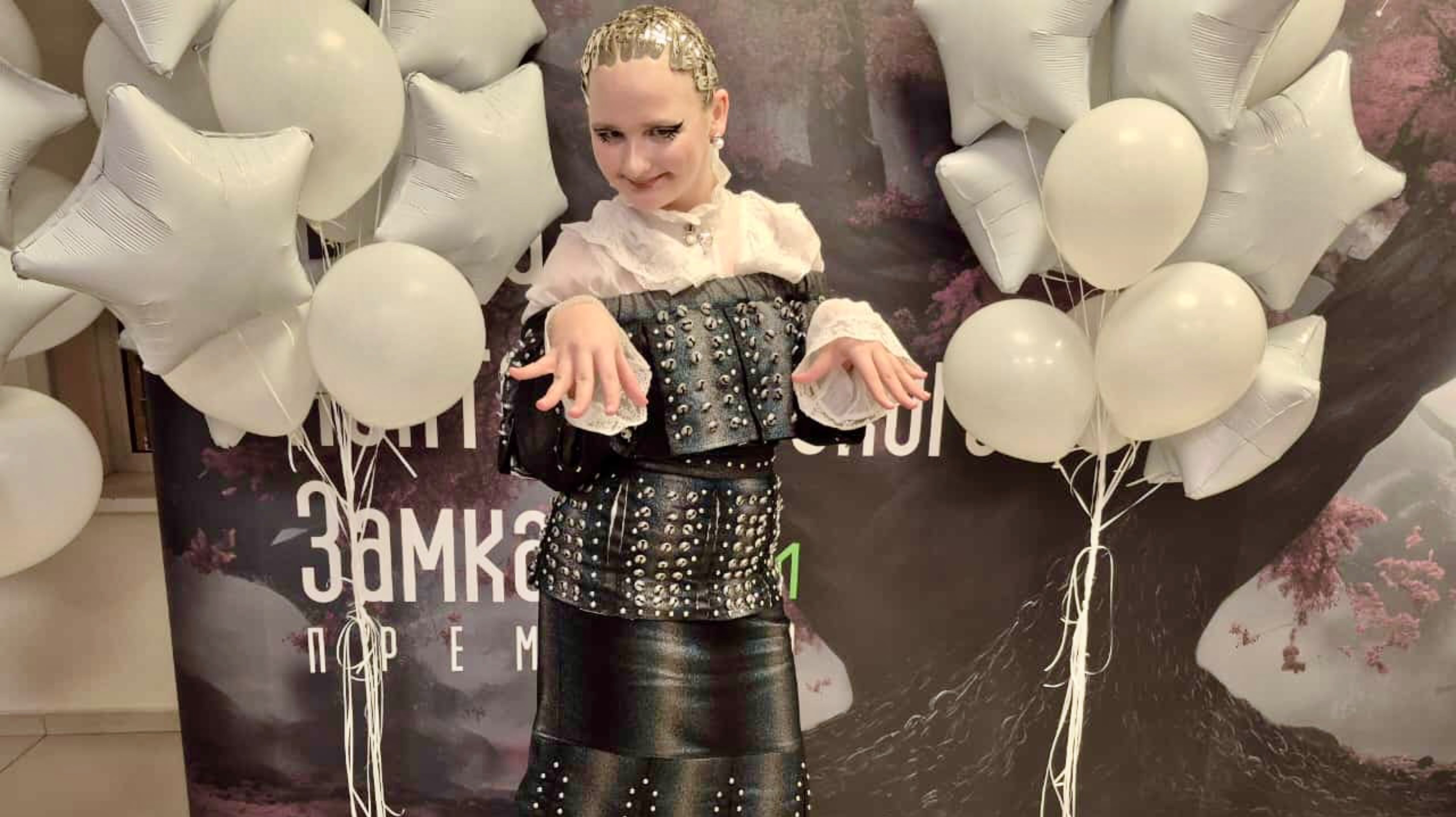 “Идёт солдат по городу”. Исполняет Олеся Тараненко смотреть онлайн