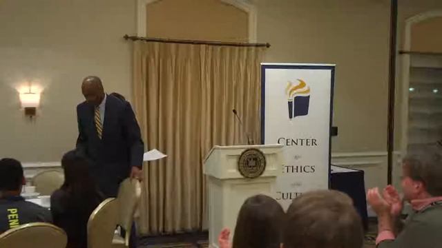 Professor Ernest Morrell: "Fighting for Life in the Digital Age" – Bread of Life Dinner Fall 2018 смотреть онлайн