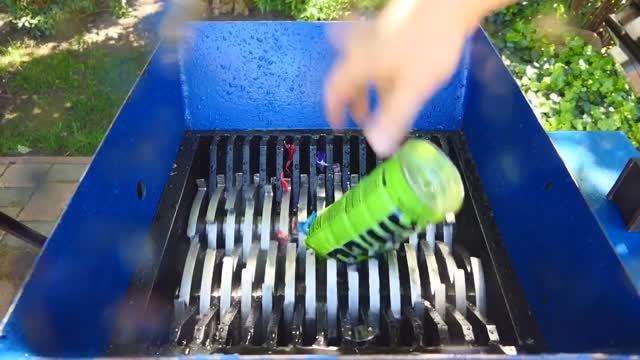 Превосходный УВЛАЖНЯЮЩИЙ напиток для измельчения! Потрясающее видео! смотреть онлайн