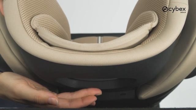 Как отрегулировать подголовник по высоте Solution G2 CYBEX