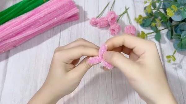DIY Lily of the Valley Flowers: How to Make Flowers with Chenille Wires - DIY Pipe Cleaner