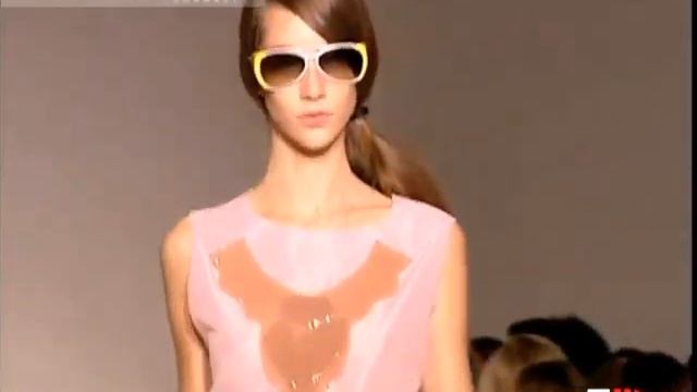 "Marni" Spring Summer 2008 Full Show by FashionChannel смотреть онлайн