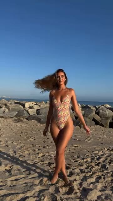 Hot_girl_132 смотреть онлайн