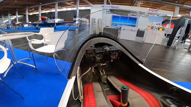 Aero Friedrichshafen 2022 Impressions Geiger Engineering Aeros Trikes смотреть онлайн