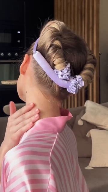 Бигуди #jillas #локоны #кудри #бигуди #модель #мода #стиль #wb #goldapple #ривгош #летуаль #волосы смотреть онлайн