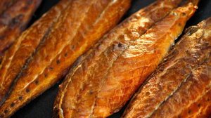 Щука горячего копчения