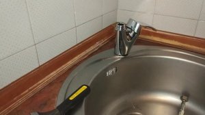 УСТАНОВКА СМЕСИТЕЛЯ НА КУХНЕ 💦☝️😊