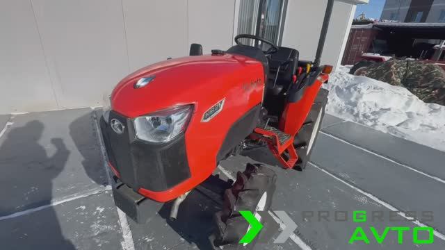Свежий японский минитрактор Kubota NB21 в идеальном состоянии смотреть онлайн