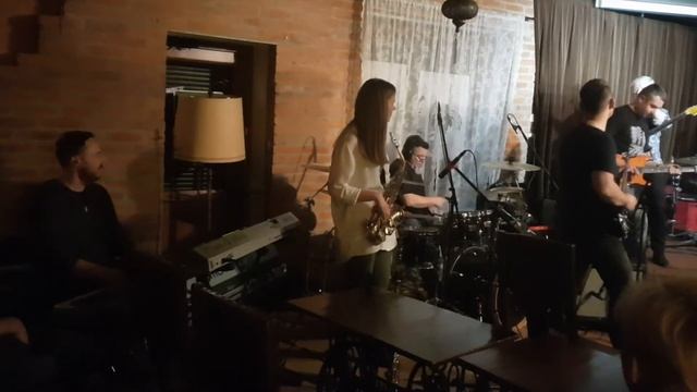 Marek Raduli SQUAD feat. MUZUM feat. Adam Szaruga - "Funky waltz" cover смотреть онлайн
