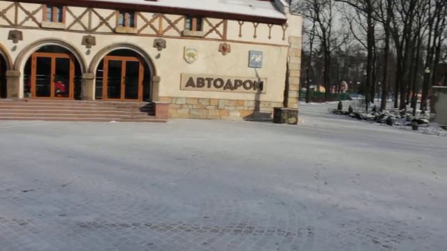 2016 01 01 Парк им Горькова Обзор площади возле Чертова колеса смотреть онлайн