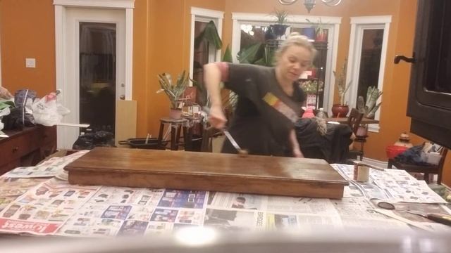 DIY honey oak cabinets with gel stain and make new furniture. dry brushing rolling off смотреть онлайн